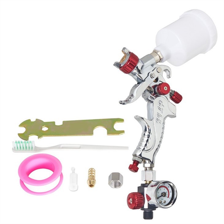 HVLP spray gun with regulator